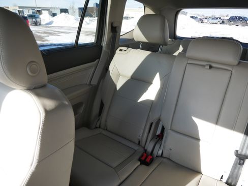 Used 2022 Volkswagen Atlas SE image 12