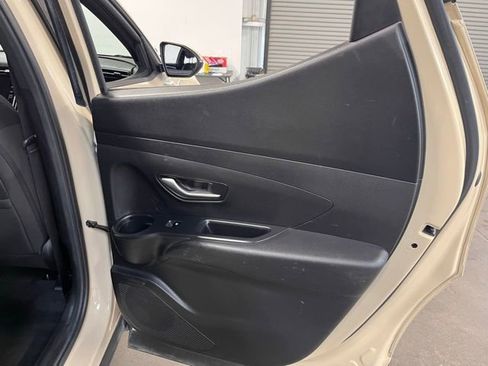 Used 2022 Hyundai Santa Cruz SEL Premium image 15