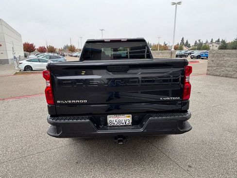 Used 2023 Chevrolet Silverado 1500 Custom image 6