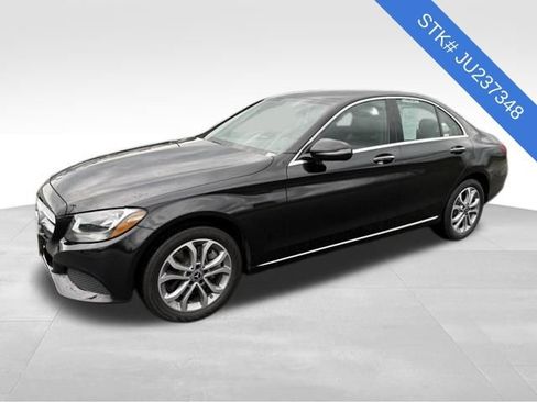 Used 2018 Mercedes-Benz C 300 4MATIC Sedan image 3