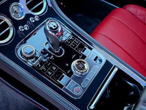 Used 2020 Bentley Continental GT w/ First Edition Specification image 32