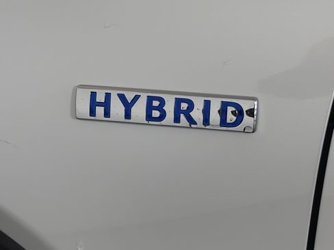 Used 2025 MAZDA CX-50 AWD 2.5 Hybrid w/ Premium Pkg image 18