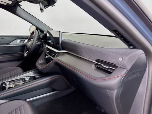 New 2026 Ford Explorer ST-Line w/ ST-Line Street Pack image 31