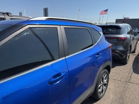 Used 2021 Kia Seltos EX image 25