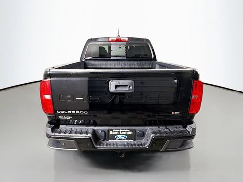 Used 2022 Chevrolet Colorado Z71 w/ Z71 Midnight Edition AWD/4WD image 6