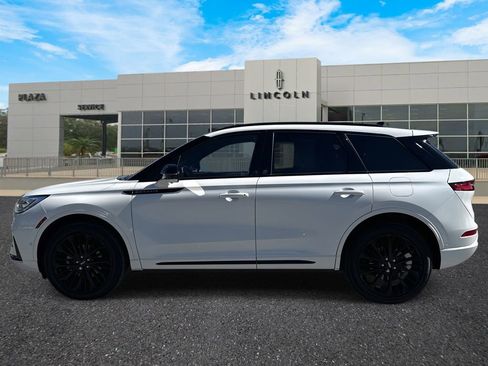 Certified 2023 Lincoln Corsair Reserve w/ Equipment Group 202A image 6