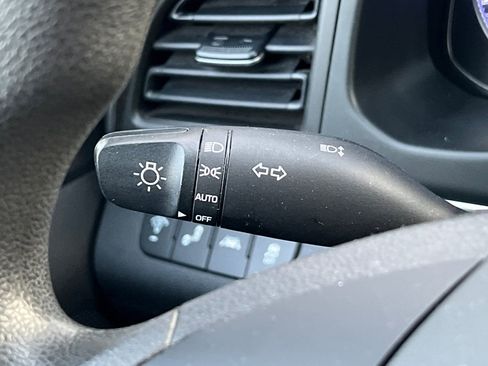 Used 2020 Hyundai Elantra SEL w/ Cargo Package (C1) image 31