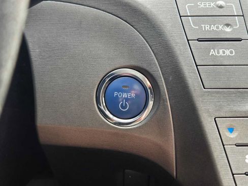 Used 2012 Toyota Prius Three FWD image 34