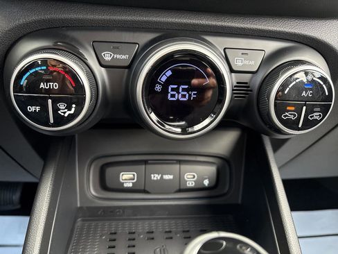 New 2026 Hyundai Venue SEL image 22