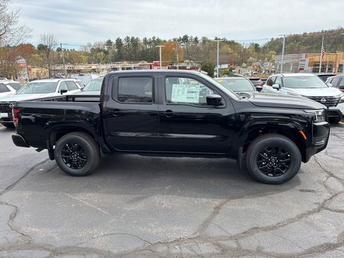 New 2026 Nissan Frontier SV w/ SV Convenience Package AWD/4WD image 8