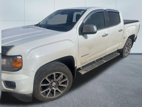 Used 2017 GMC Canyon Denali image 5