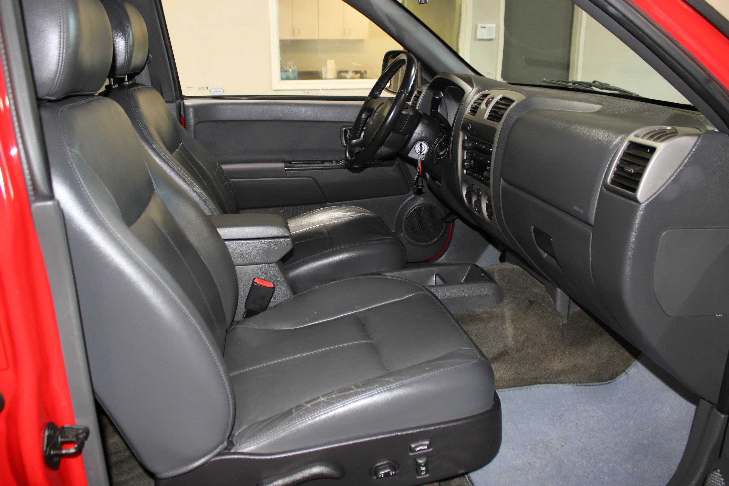 Used 2005 GMC Canyon SLE w/ Safe And Sound Package RWD image 22