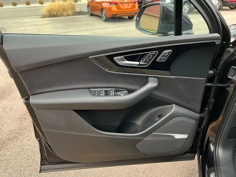 Used 2018 Audi Q7 3.0T Premium Plus w/ Premium Plus Package image 22