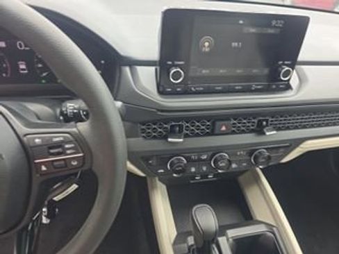 Used 2024 Honda Accord EX image 8