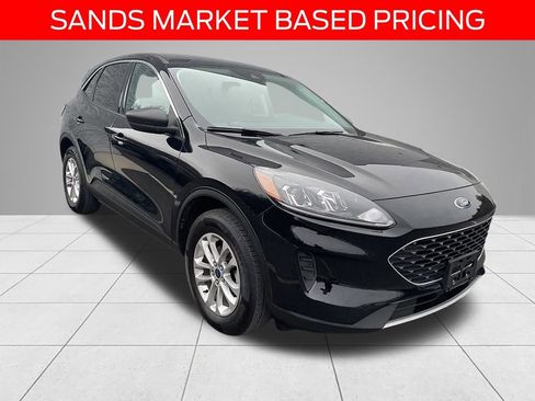 Used 2022 Ford Escape SE w/ Convenience Package image 3