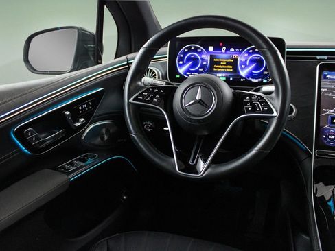 Used 2023 Mercedes-Benz EQS 450+ SUV image 18