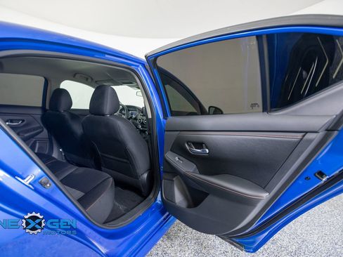 Used 2024 Nissan Sentra SR FWD image 33
