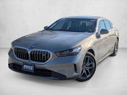 Certified 2025 BMW i5 xDrive40 w/ Premium Package image 1