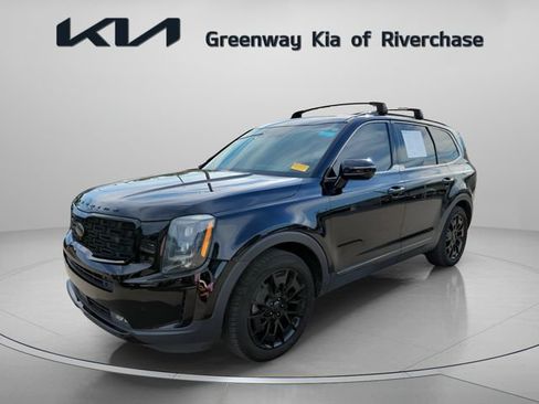 Used 2021 Kia Telluride SX w/ Nightfall Edition Package AWD/4WD image 3