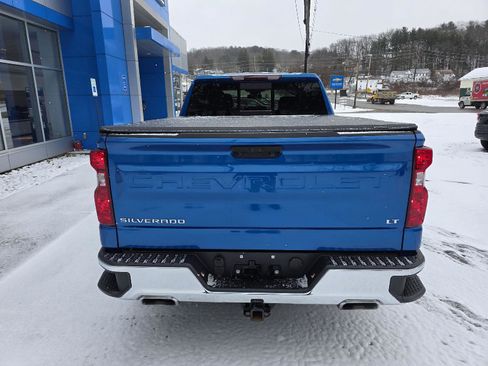 Used 2023 Chevrolet Silverado 1500 LT w/ Z71 Off-Road Package image 7