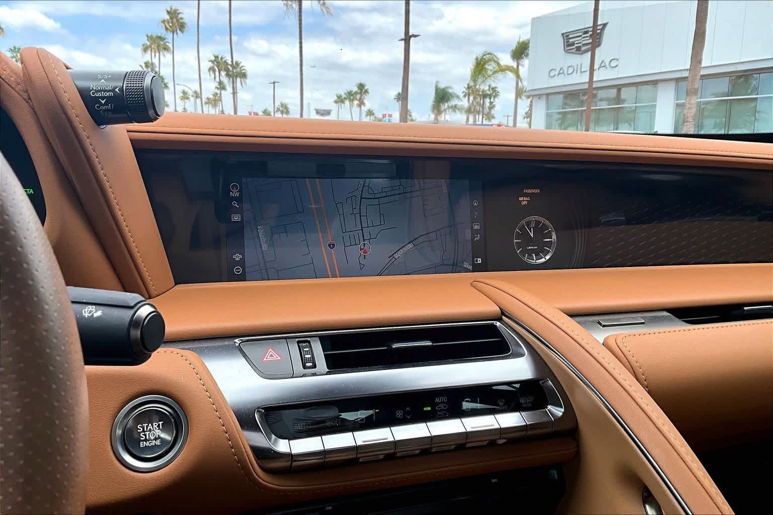 Used 2023 Lexus LC 500 Coupe w/ Touring Package RWD image 33