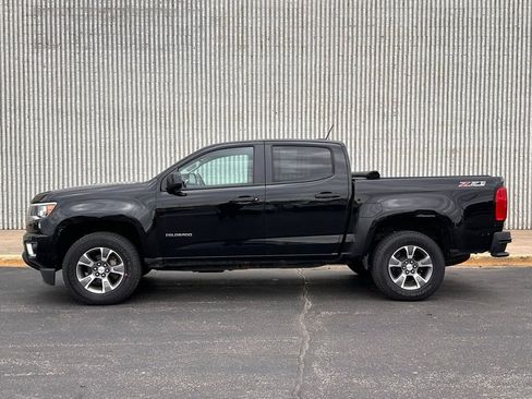 Used 2015 Chevrolet Colorado Z71 image 2