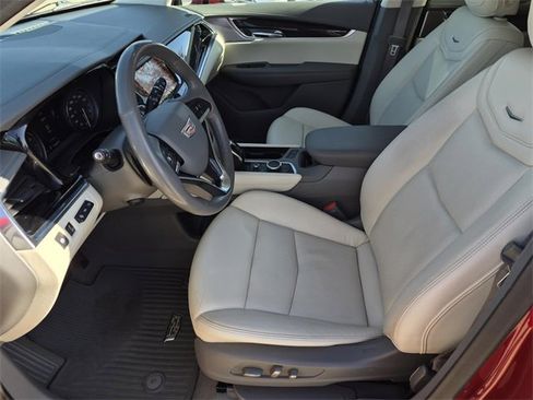 Used 2021 Cadillac XT6 Premium Luxury image 26