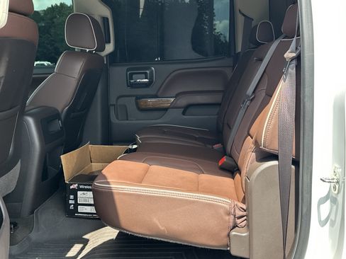 Used 2015 Chevrolet Silverado 2500 High Country w/ Duramax Plus Package AWD/4WD image 15