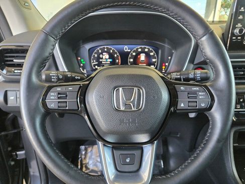 Certified 2023 Honda Pilot Elite image 25