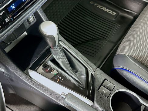 Used 2019 Toyota Corolla SE image 17