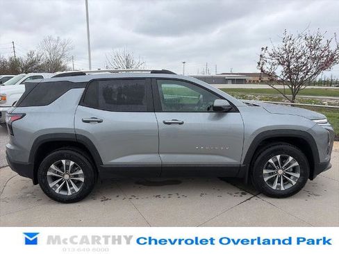 New 2026 Chevrolet Equinox LT AWD/4WD image 9