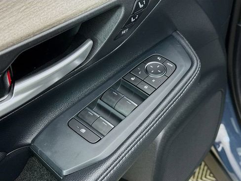 Used 2024 Toyota Grand Highlander FWD image 18