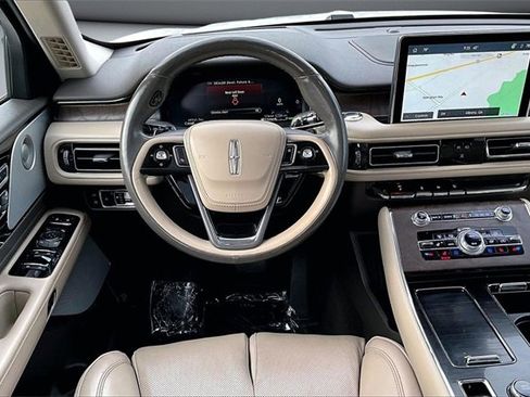 Used 2021 Lincoln Aviator Grand Touring w/ Equipment Group 302A image 8