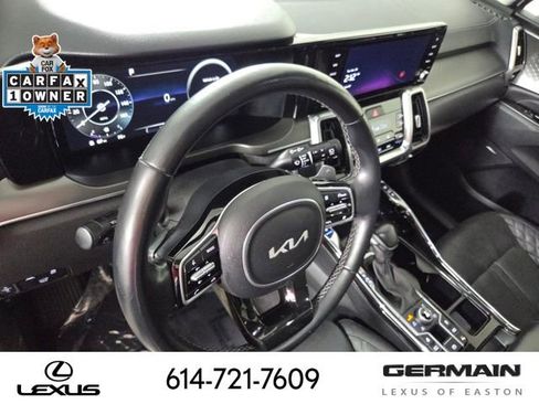 Used 2023 Kia Sorento SX AWD/4WD image 17