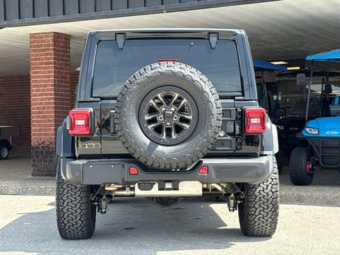 Used 2024 Jeep Wrangler Unlimited Rubicon 392 AWD/4WD image 8