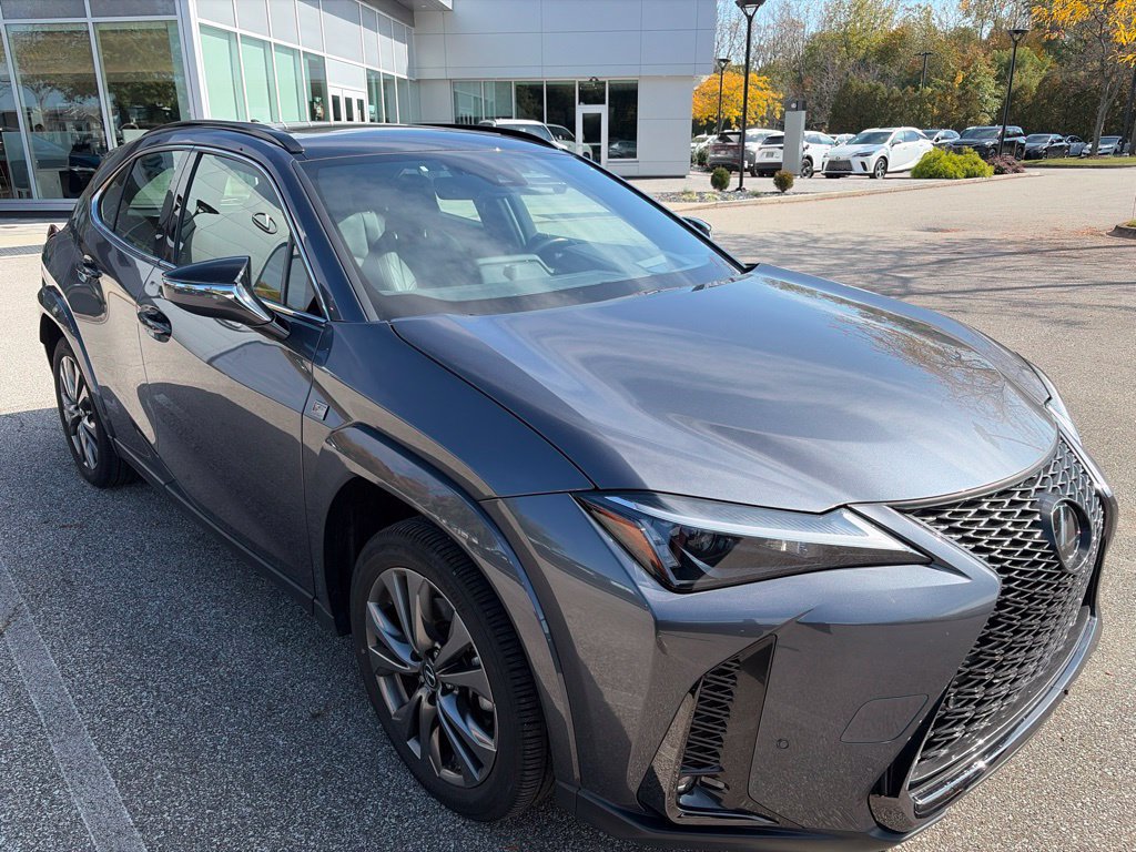 Used 2024 Lexus UX 250h F Sport AWD/4WD image 3