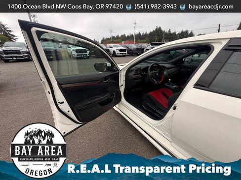 Used 2019 Honda Civic Type R image 11