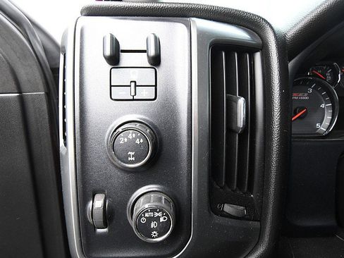 Used 2015 Chevrolet Silverado 2500 LT w/ LT Convenience Package image 13