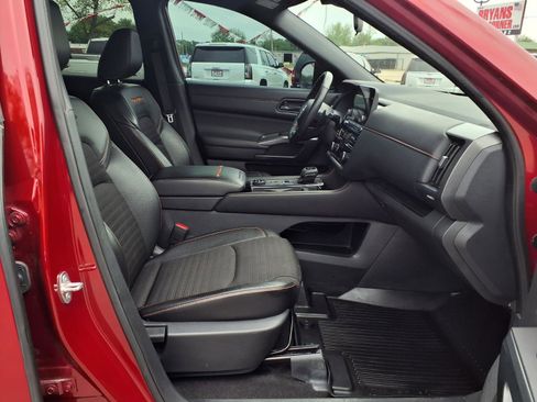 Used 2024 Nissan Pathfinder Rock Creek AWD/4WD image 16