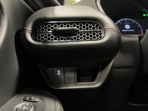 New 2025 Honda HR-V Sport image 21