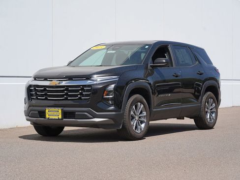 Used 2025 Chevrolet Equinox LT AWD/4WD image 24