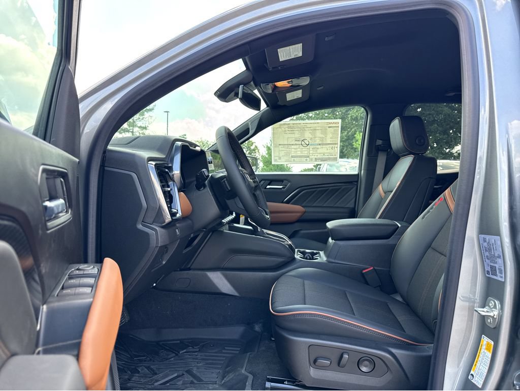 New 2026 GMC Canyon AT4 AWD/4WD image 8