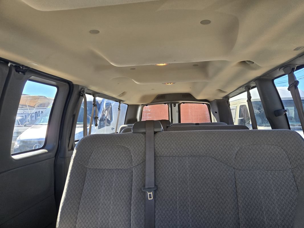 Used 2015 Chevrolet Express 3500 LT w/ LT Preferred Equipment Group RWD image 18