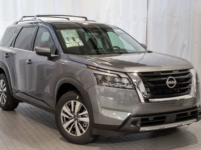 New 2025 Nissan Pathfinder SL