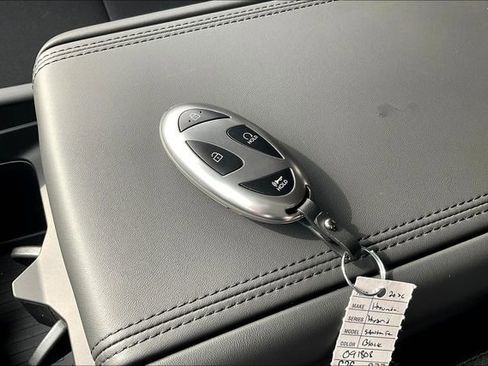 New 2026 Hyundai Santa Fe SE image 33