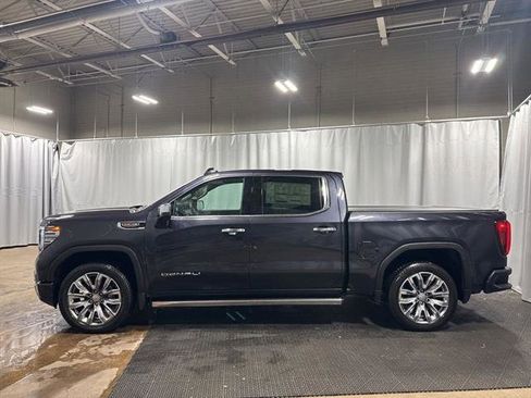 New 2025 GMC Sierra 1500 Denali w/ Denali Reserve Package image 9