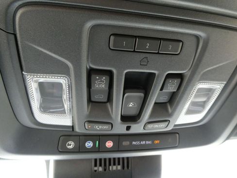 New 2026 Chevrolet Silverado 2500 ZR2 w/ LPO, Dark Essentials Package AWD/4WD image 32