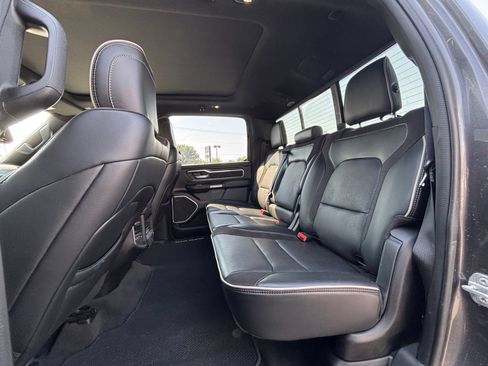 Used 2022 RAM 1500 Laramie AWD/4WD image 14