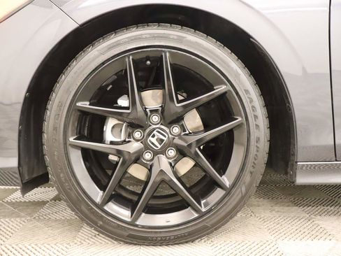 Used 2025 Honda Civic Sport image 6