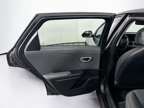 Used 2025 Kia K4 LXS image 30